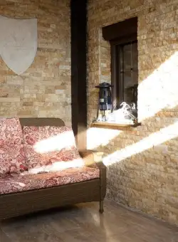 Travertin Yellow Scapitat, 5 cm x LL x 2 cm