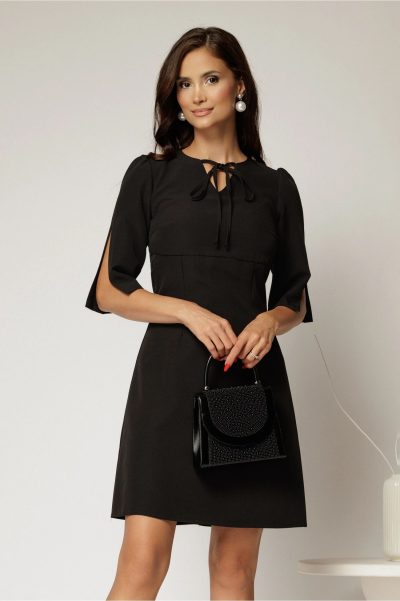 Rochie scurta neagra cu snur la decolteu